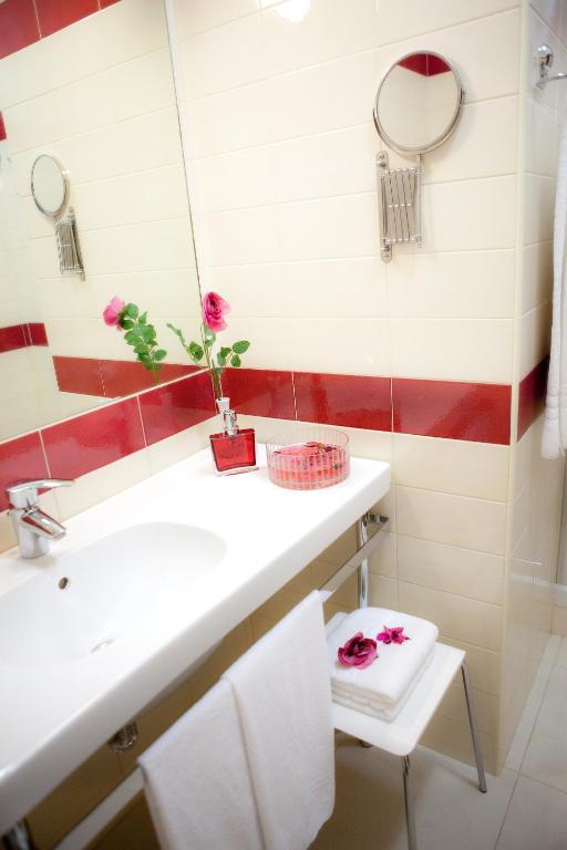 Vescovo Rosso Hotel Козенца Екстериор снимка