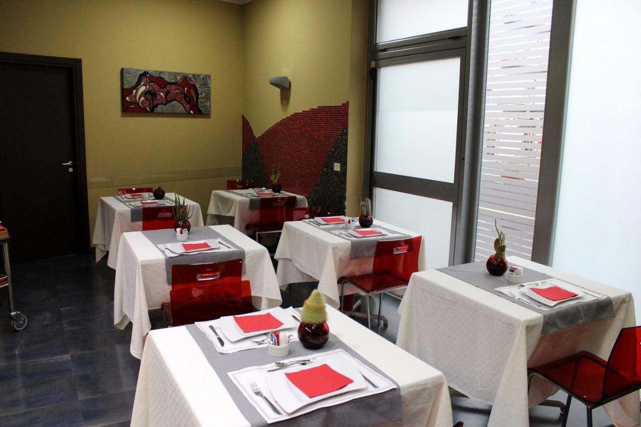 Vescovo Rosso Hotel Козенца Екстериор снимка
